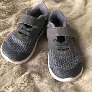 Nike Gray Revolution Toddler 6